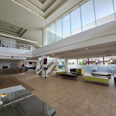 Cairns Luxury Seafront Apartment Esterno foto