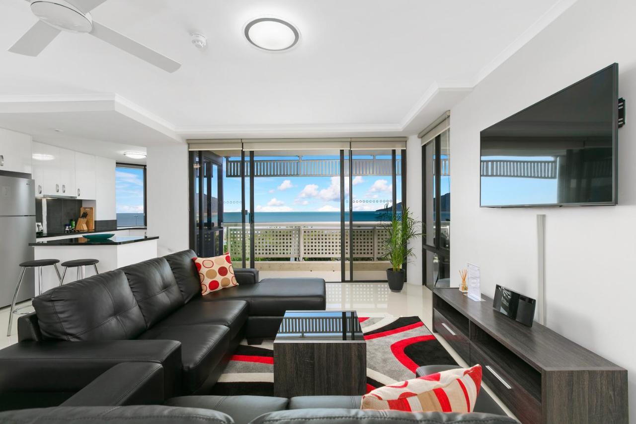 Cairns Luxury Seafront Apartment Esterno foto